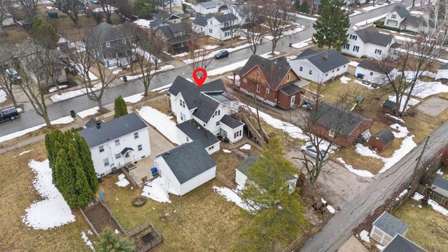 621 N HURON STREET, De Pere, WI 54115