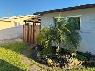 6720 Charleston St A, Hollywood, FL 33024