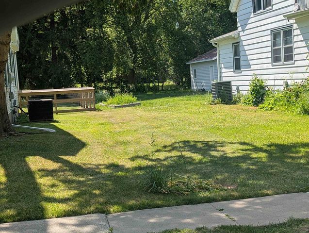330 S Whiton Street, Whitewater, WI 53190