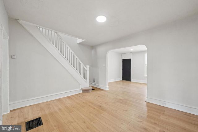 6107 REEDLAND ST, Philadelphia, PA 19142