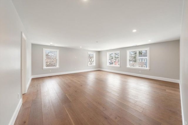 37 Longfellow Rd, Natick, MA 01760