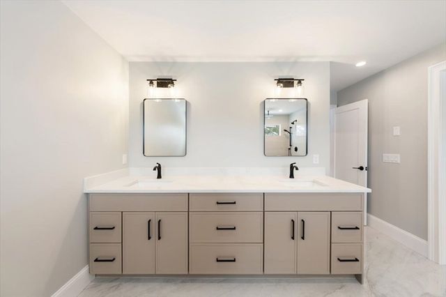 37 Longfellow Rd, Natick, MA 01760