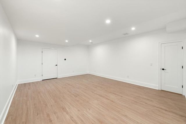 37 Longfellow Rd, Natick, MA 01760