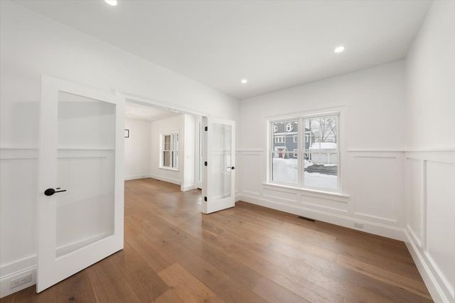 37 Longfellow Rd, Natick, MA 01760