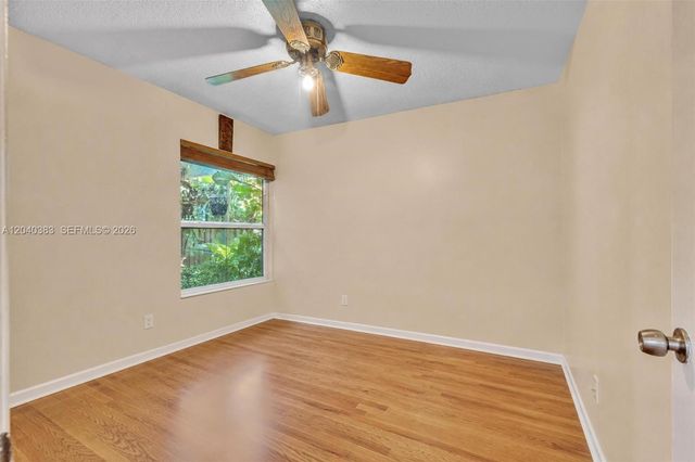 10612 SW 128th Pl, Miami, FL 33186
