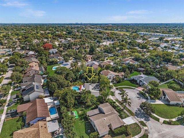 10612 SW 128th Pl, Miami, FL 33186