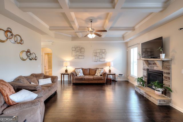 602 Baymist Court, Loganville, GA 30052