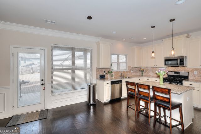 602 Baymist Court, Loganville, GA 30052