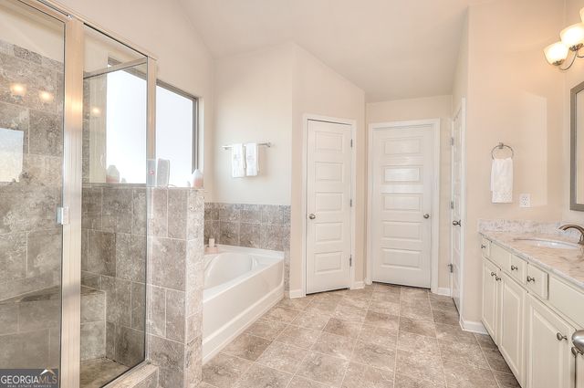 602 Baymist Court, Loganville, GA 30052