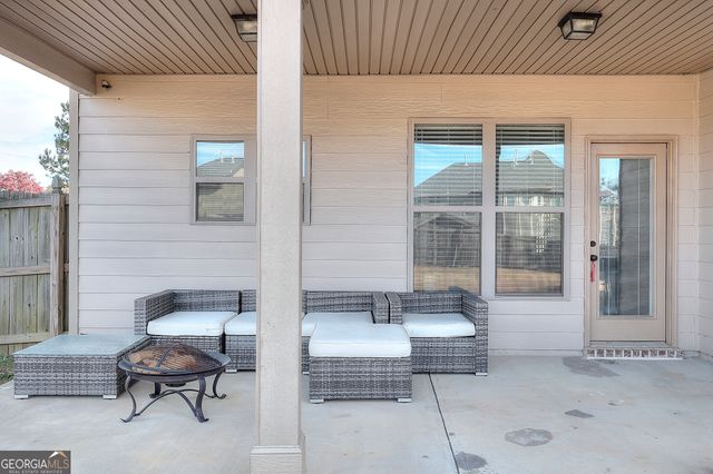 602 Baymist Court, Loganville, GA 30052