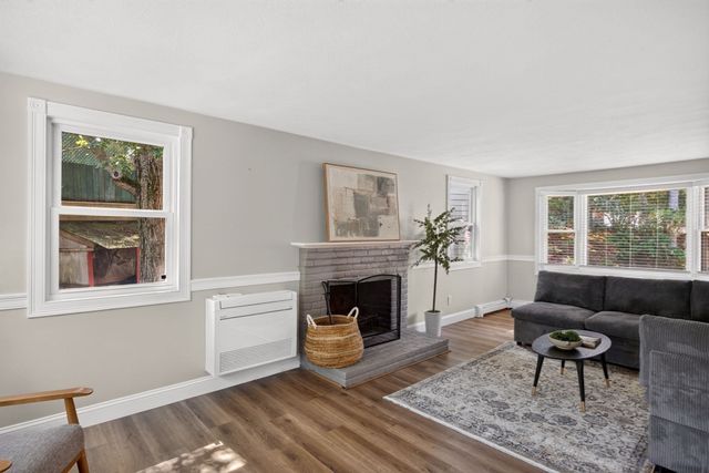 1 Seneca Lane, Plymouth, MA 02360