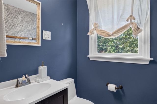 1 Seneca Lane, Plymouth, MA 02360