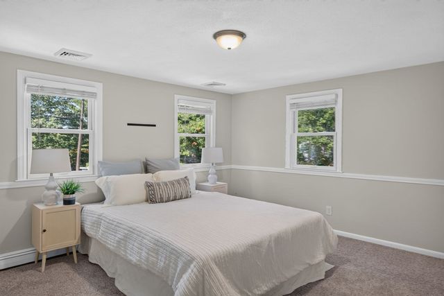 1 Seneca Lane, Plymouth, MA 02360