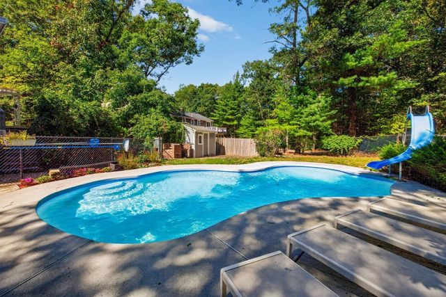 1 Seneca Lane, Plymouth, MA 02360