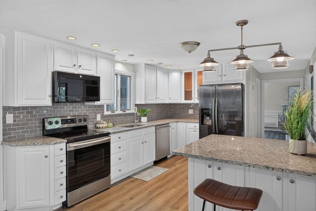 1 Seneca Lane, Plymouth, MA 02360
