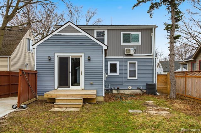 3104 Prairie Avenue, Royal Oak, MI 48073
