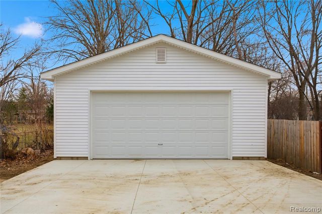 3104 Prairie Avenue, Royal Oak, MI 48073