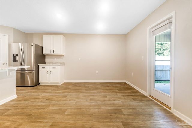 6293 Churchill Cir, Milton, FL 32583
