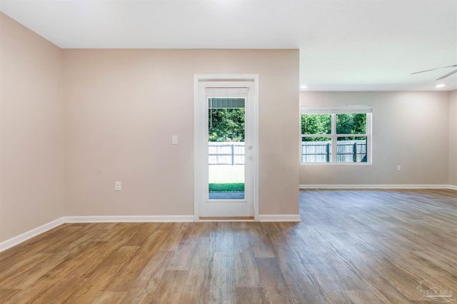 6293 Churchill Cir, Milton, FL 32583