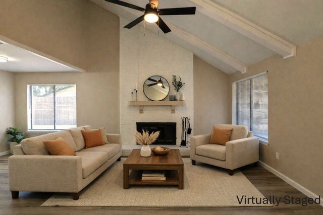2916 Woodbridge Drive, Bedford, TX 76021