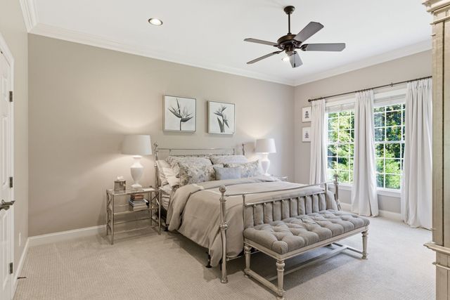 1728 Surrey Dr, Brentwood, TN 37027