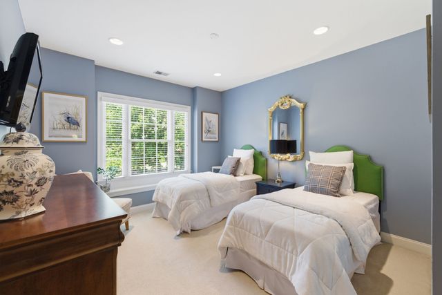 1728 Surrey Dr, Brentwood, TN 37027