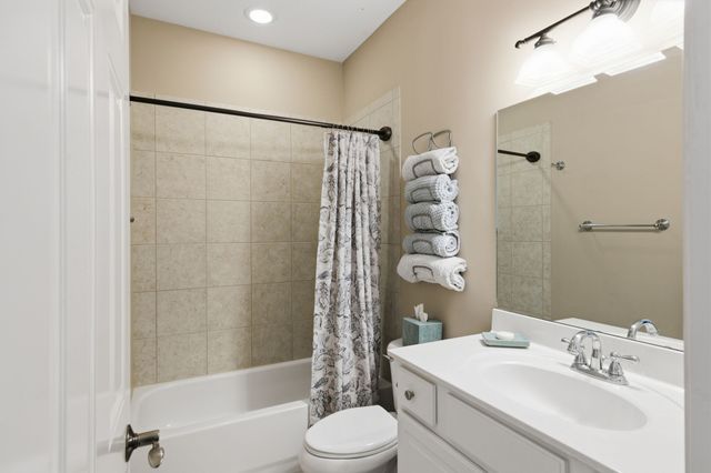 1728 Surrey Dr, Brentwood, TN 37027
