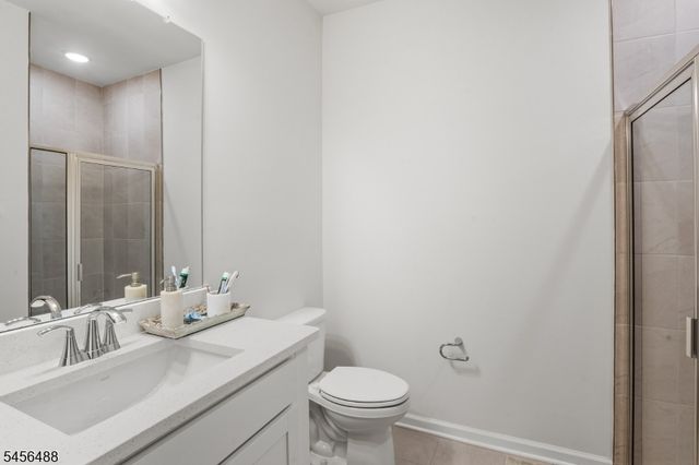 7 Sternadori Rd 7, Somerville Boro, NJ 08876