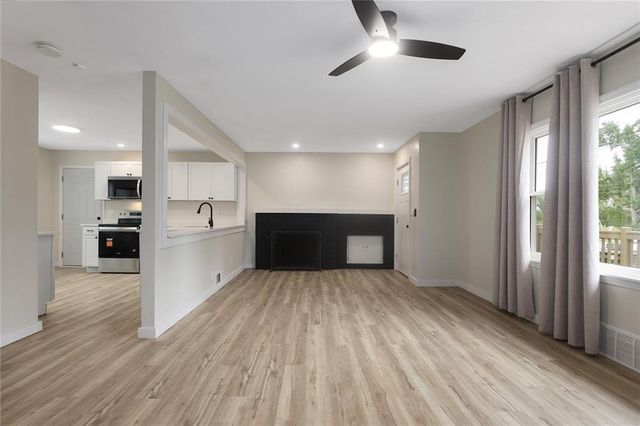 3706 S Sterling Avenue, Independence, MO 64052