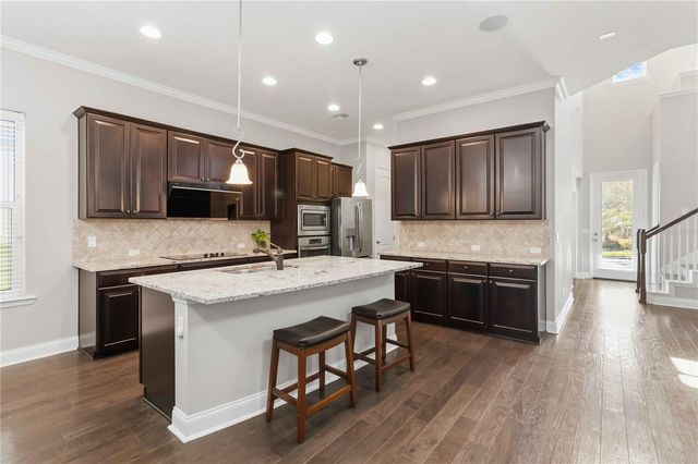 8905 LAUREATE BOULEVARD, Orlando, FL 32827