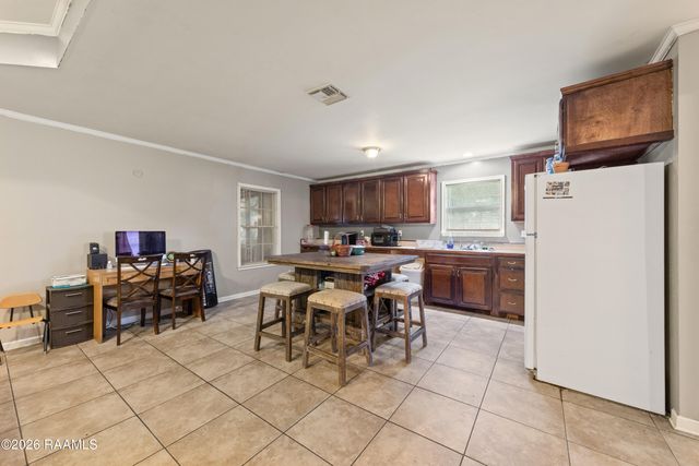 119 Kingswood Drive, Lafayette, LA 70501