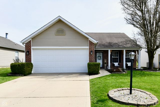 11971 Driftstone Drive, Fishers, IN 46037