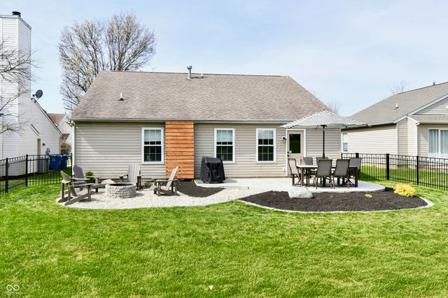 11971 Driftstone Drive, Fishers, IN 46037