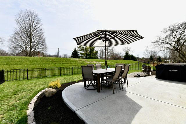 11971 Driftstone Drive, Fishers, IN 46037