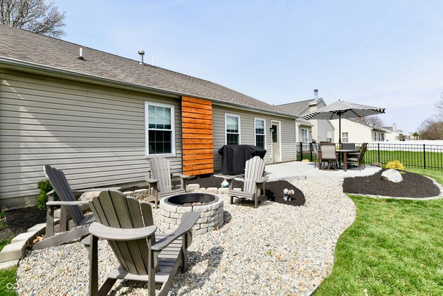 11971 Driftstone Drive, Fishers, IN 46037