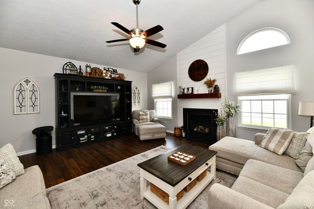 11971 Driftstone Drive, Fishers, IN 46037