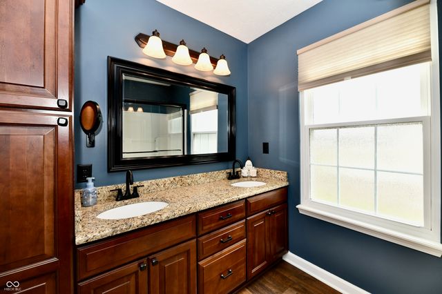 11971 Driftstone Drive, Fishers, IN 46037