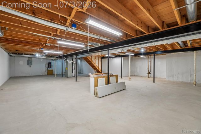 42738 Wimbleton Way, Novi, MI 48377