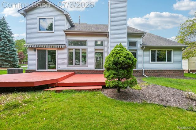42738 Wimbleton Way, Novi, MI 48377