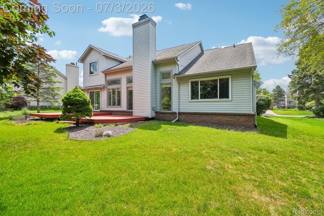 42738 Wimbleton Way, Novi, MI 48377