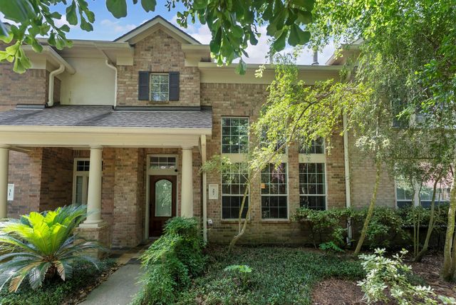 27 Medley Lane, The Woodlands, TX 77382
