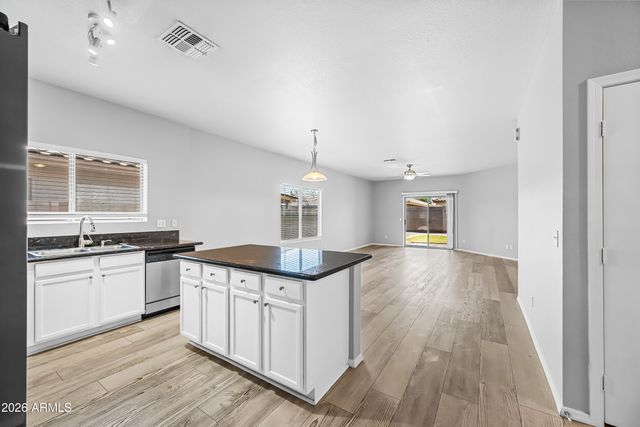 2821 W SANTA CRUZ Avenue, San Tan Valley, AZ 85144