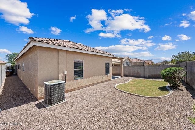 2821 W SANTA CRUZ Avenue, San Tan Valley, AZ 85144
