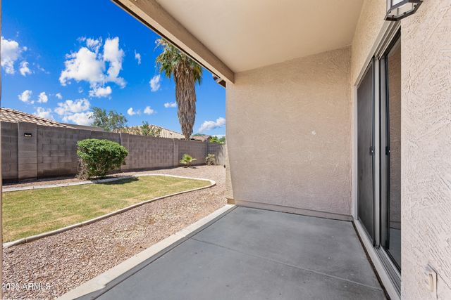 2821 W SANTA CRUZ Avenue, San Tan Valley, AZ 85144