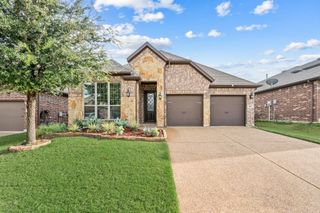 3016 Bella Lago Drive, Fort Worth, TX 76177