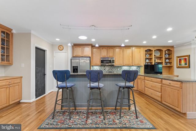 1806 BIRCH RD, Mclean, VA 22101