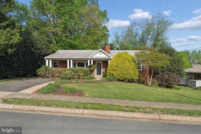1806 BIRCH RD, Mclean, VA 22101
