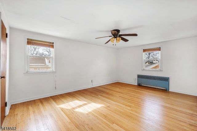 522 Thompson Ave, Roselle Boro, NJ 07203