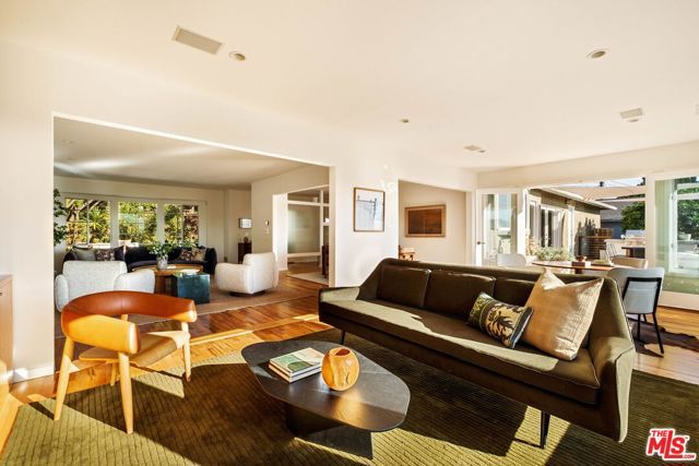 2111 Hollyvista Avenue, Los Angeles, CA 90027