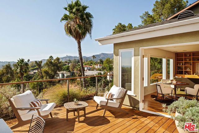 2111 Hollyvista Avenue, Los Angeles, CA 90027